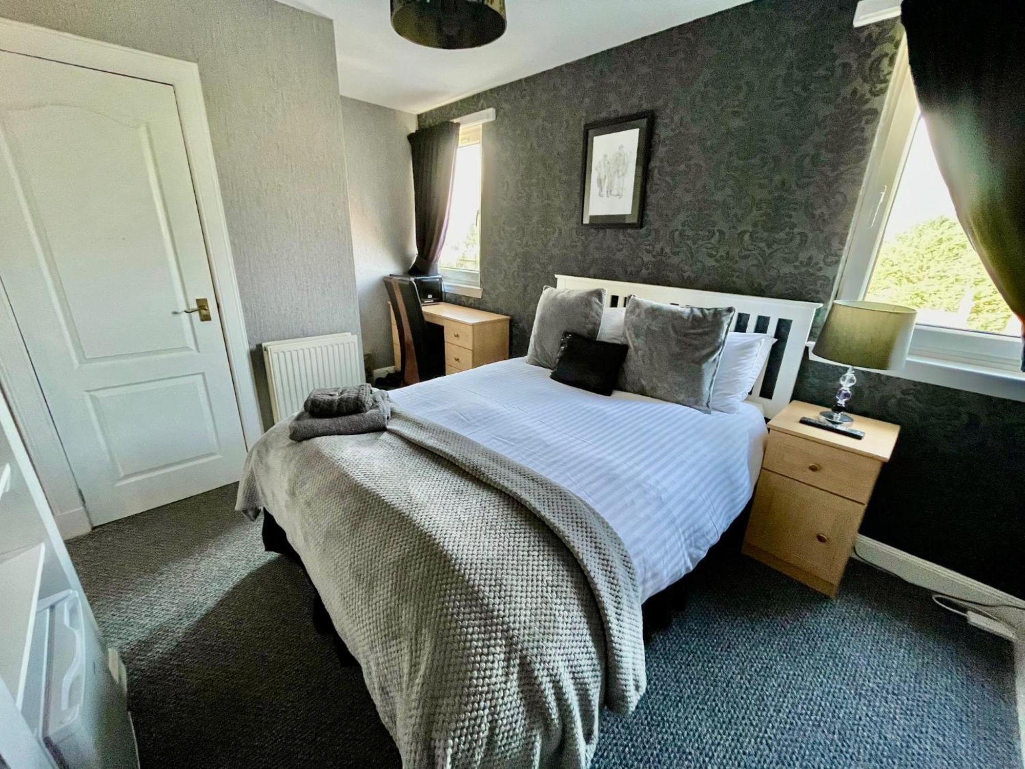 Vaila 3*