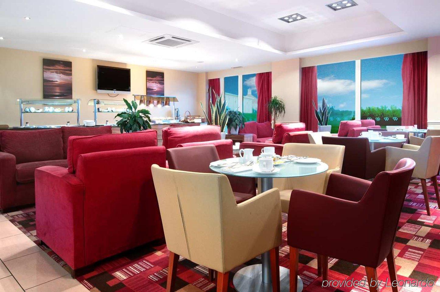 Doubletree By Hilton Centre 4*