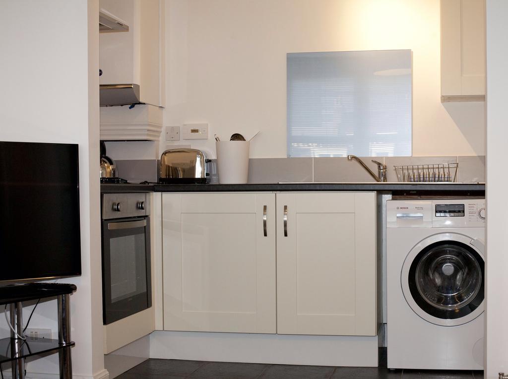 Serviced Apartments: Charlotte Street Apartment Aberdeen