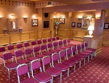 Hotel At The Park Aberdeen