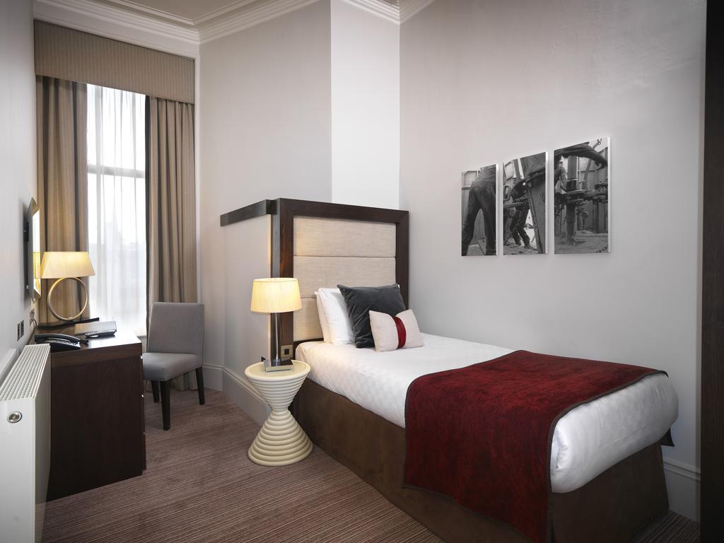 Mercure Caledonian
