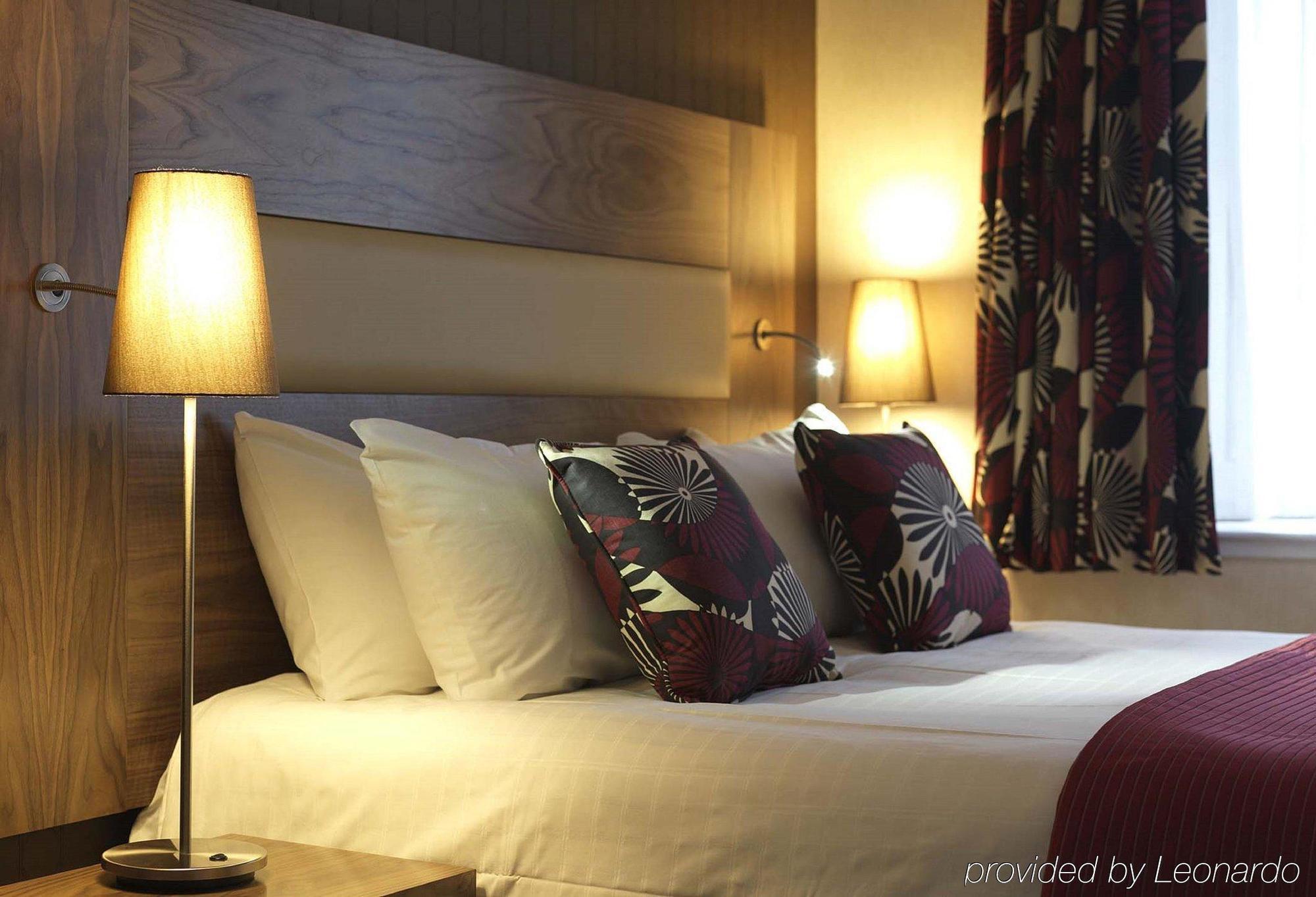 Doubletree By Hilton Treetops Hotel