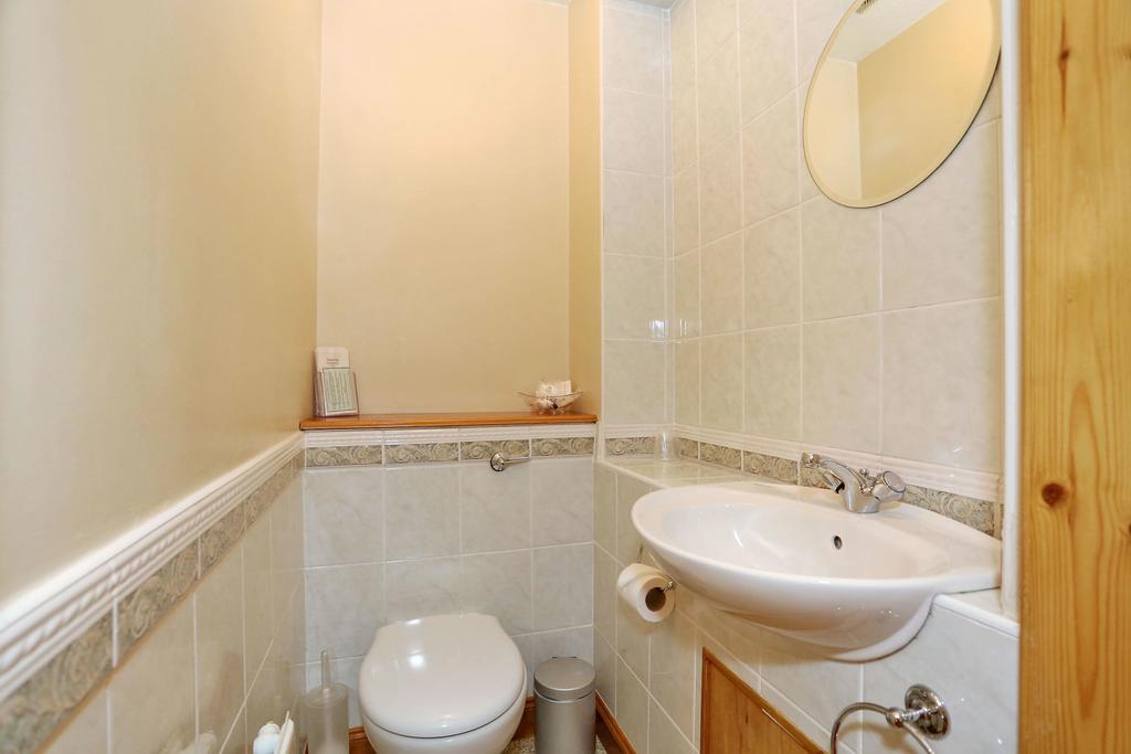 Butlers Guest house Aberdeen