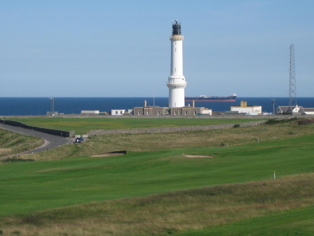 Lighthouse - Coastal, Dolphins Aberdeen