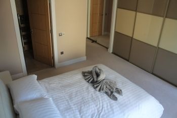 Western Townhouse Apartment