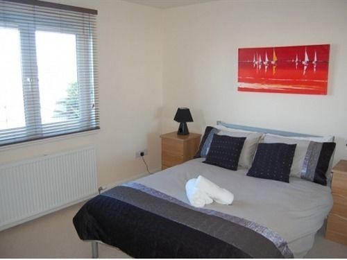Portland Street Apartment *