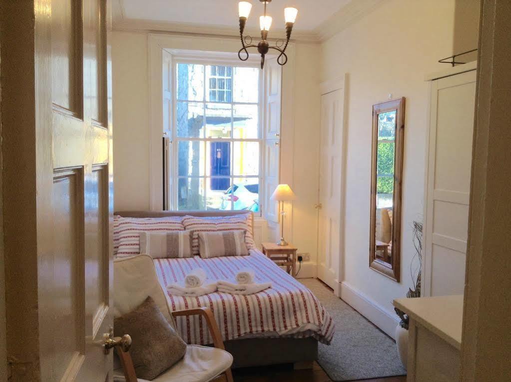 Dee Street Apartamento *