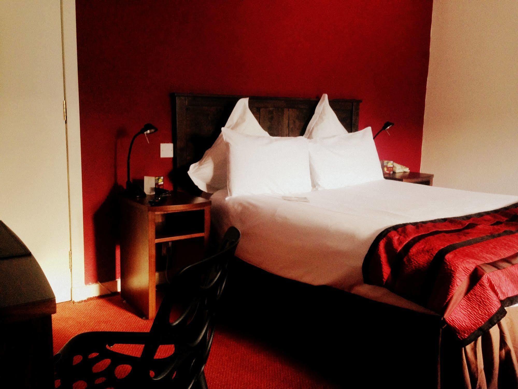 Carmelite Hotel; Bw Signature Collection Hotel 3*