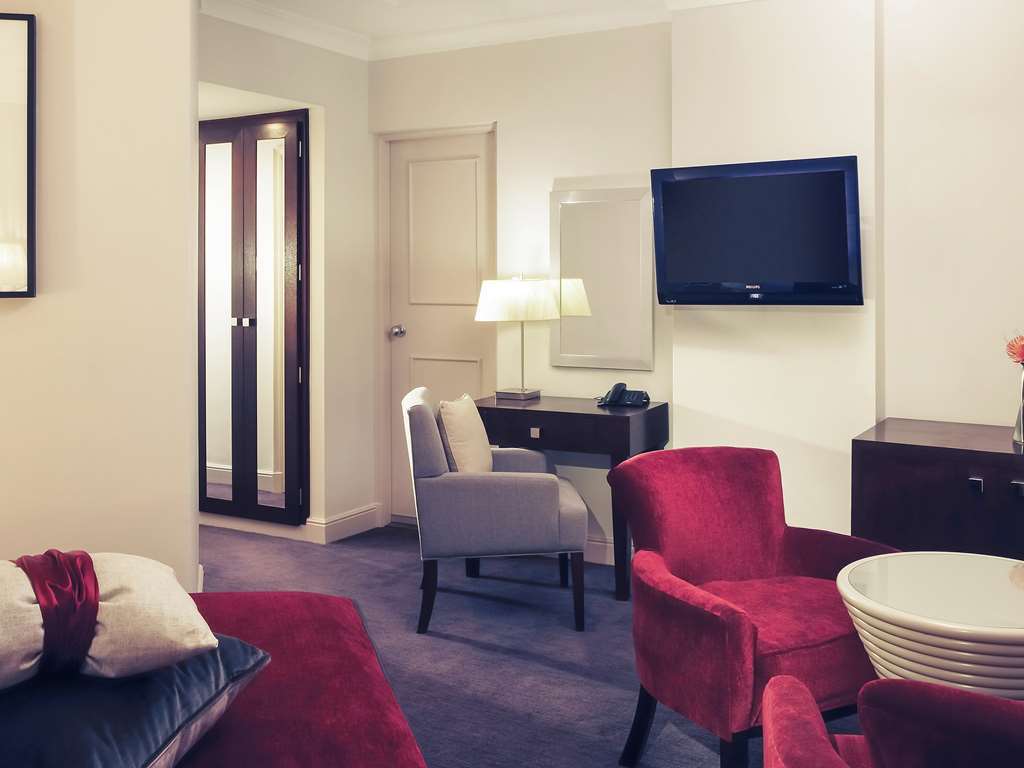 Mercure Caledonian Hotel 4*
