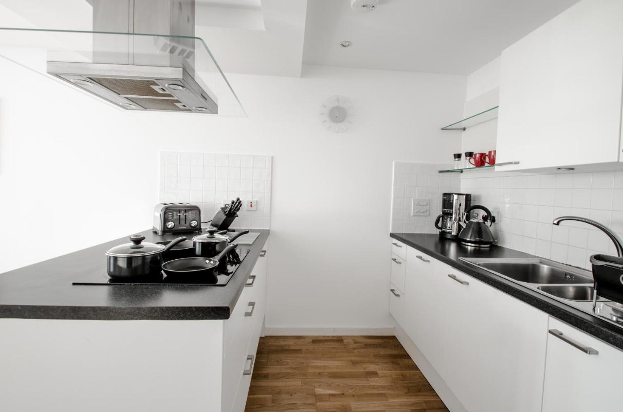 Apartment Orange Polmuir Gardens Only 7 Minutes To Centre