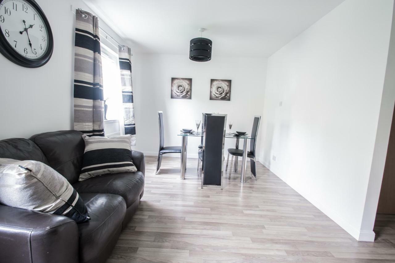 Orange Town House - Shaw Road, Only 6 Minutes To Centre Apartment Aberdeen