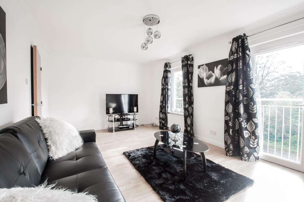 Orange Town House - Shaw Road, Only 6 Minutes To Centre Apartment Aberdeen