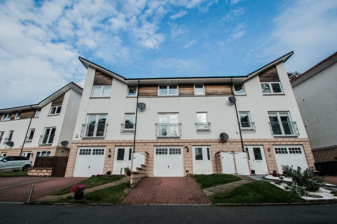 Orange Town House - Shaw Road, Only 6 Minutes To Centre Apartment