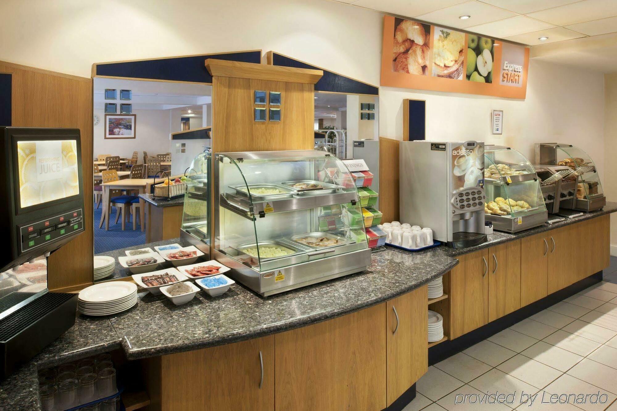 Express Centre By Ihg 3*