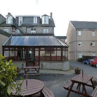 Hotel At The Park 3*