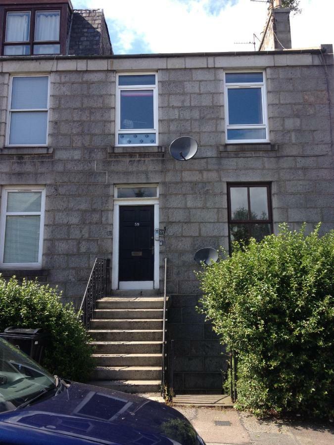 Flat G/r 59 Erskine Street Apartment