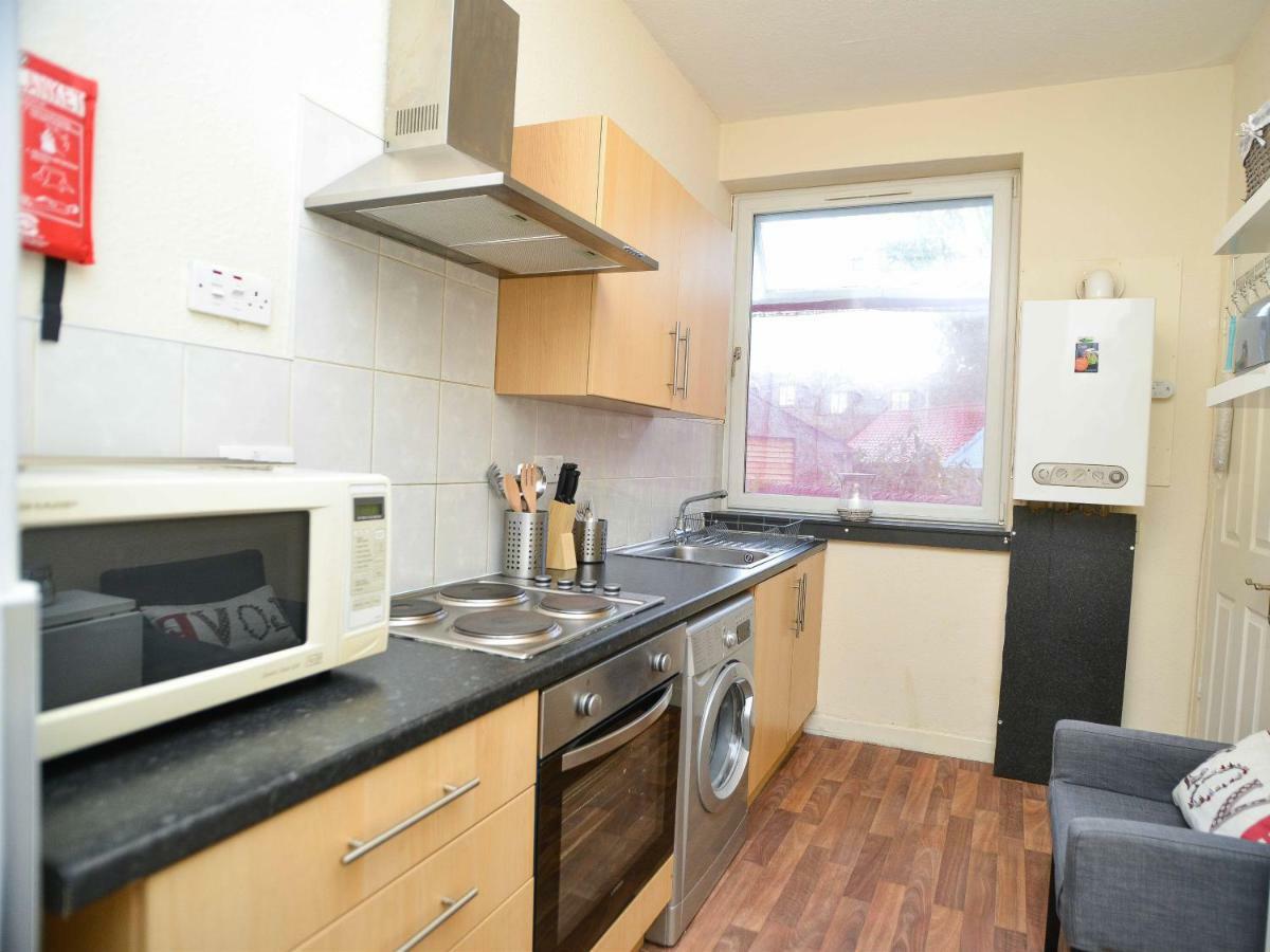Dunbar Street Apartment