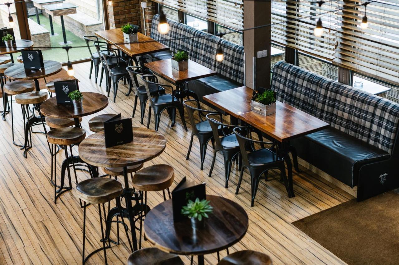 Siberia Bar & Aberdeen
