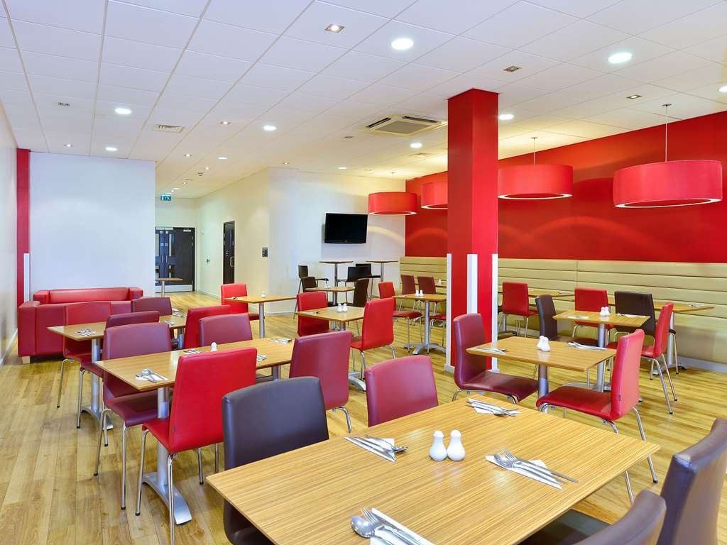 Travelodge Justice Mill Lane Hotel