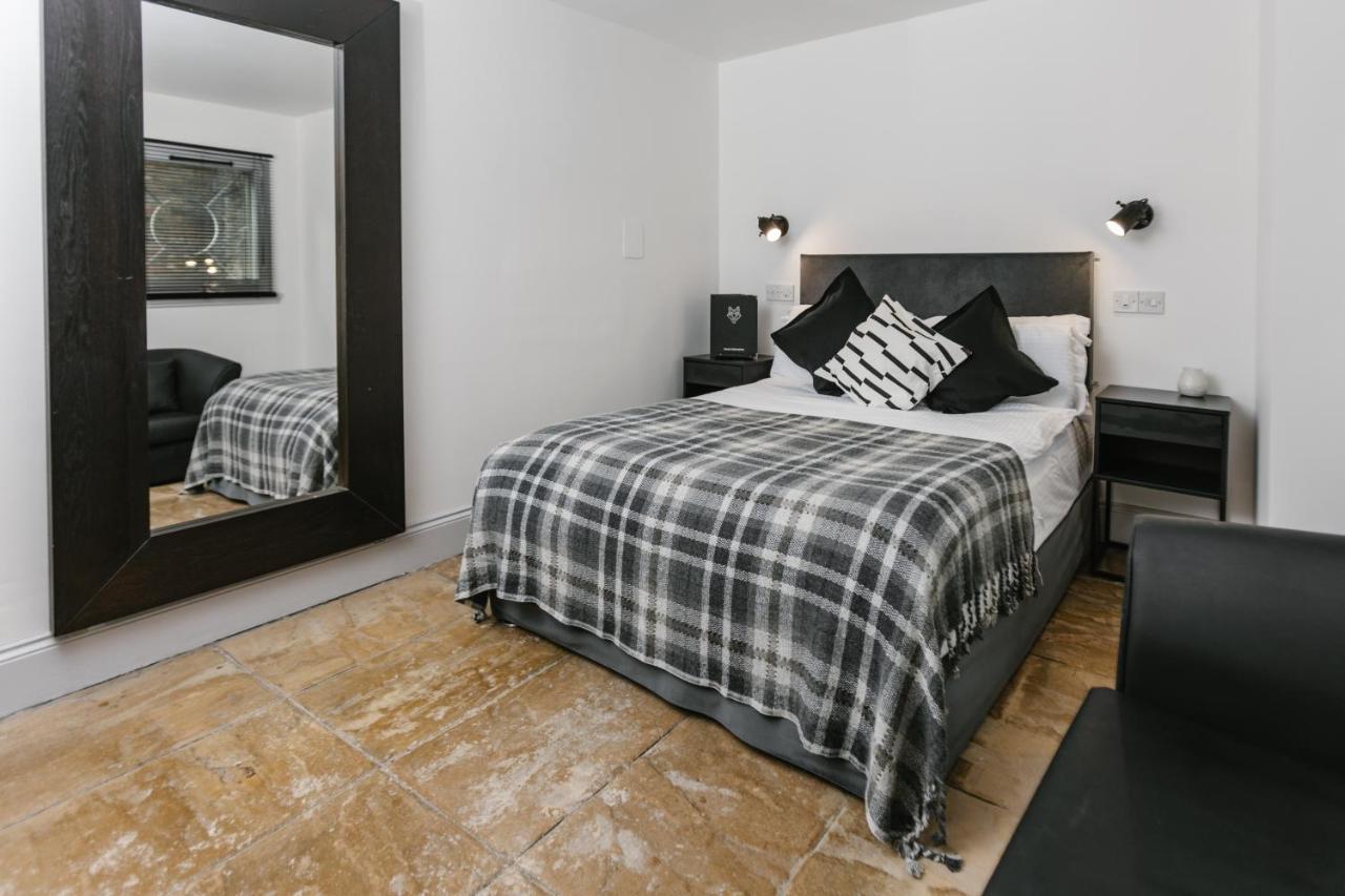 Siberia Bar & Hotel Aberdeen